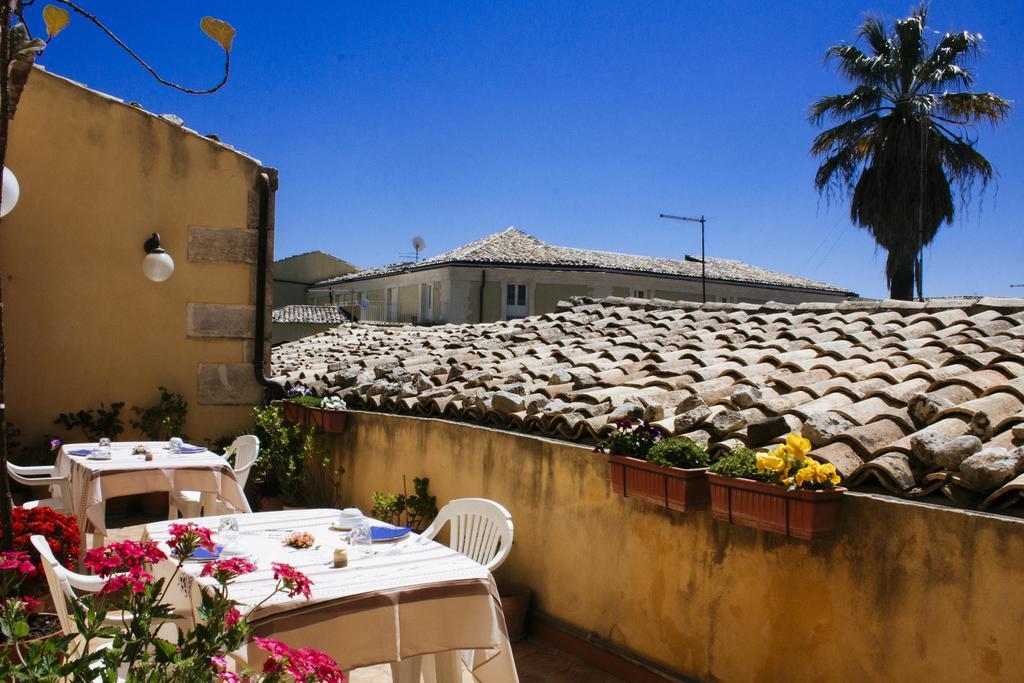 Risveglio Ibleo Acomodação com café da manhã Ragusa Exterior foto