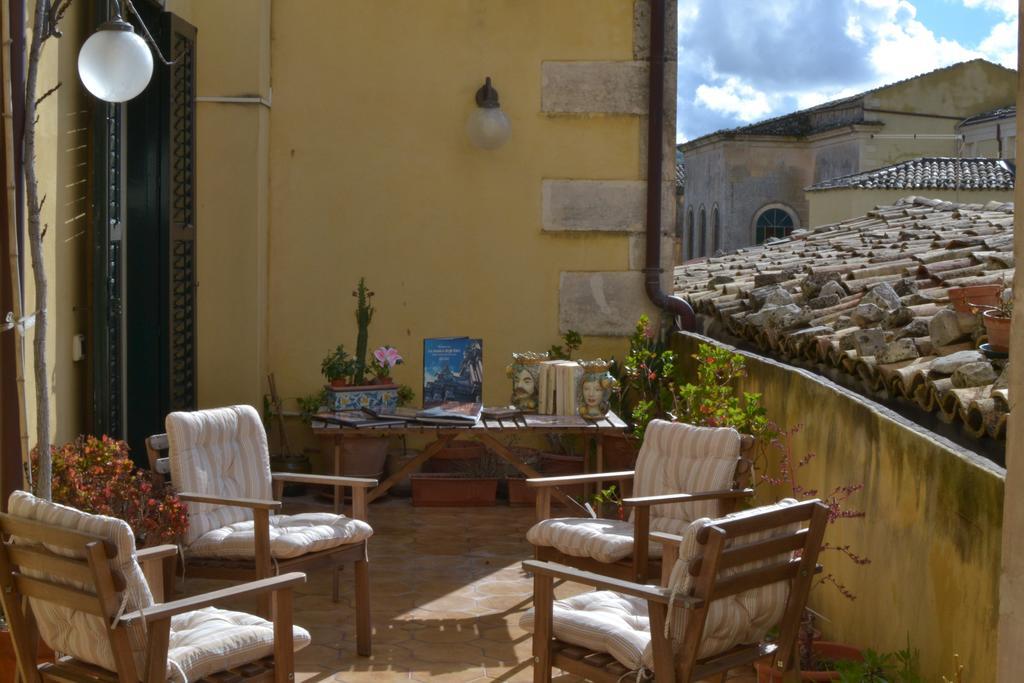 Risveglio Ibleo Acomodação com café da manhã Ragusa Exterior foto